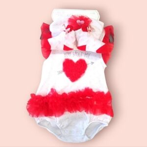 kyle & deena valentine ruffled onesie 3 pieces set ,